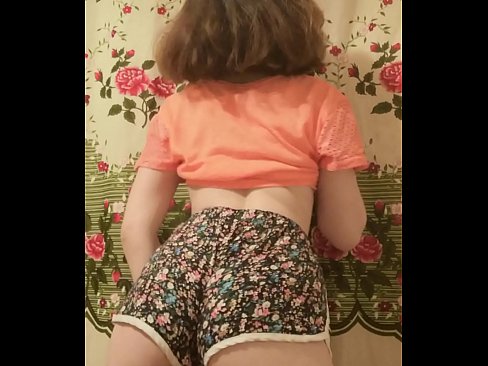 ❤️ Tânără sexy care se dezbracă de pantaloni scurți în fața camerei de filmat ️❌ at ro.pornoklinge.ru
